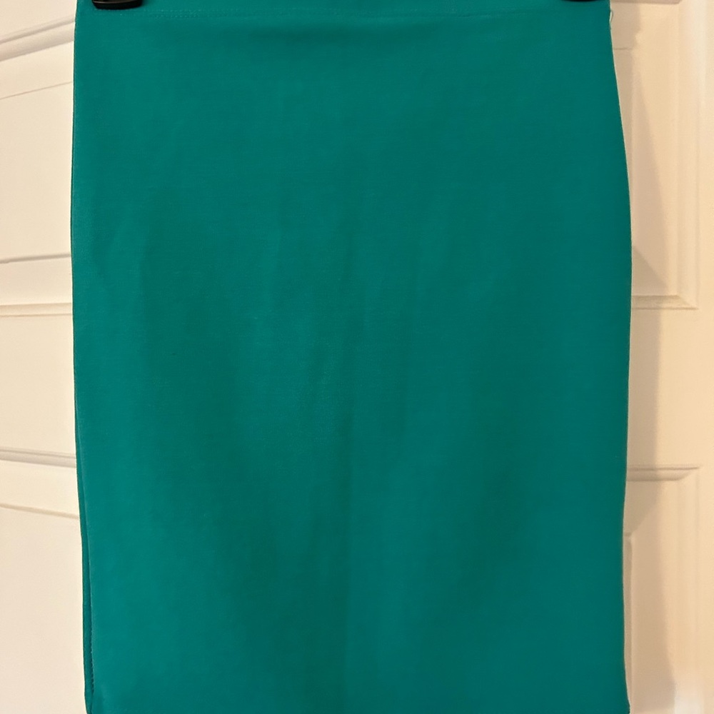 Teal Ruffled Set - Picture 3 of 4